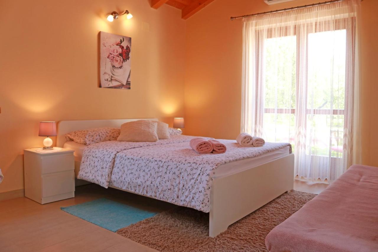 Studio Apartment Volta Црвени-Врх Экстерьер фото